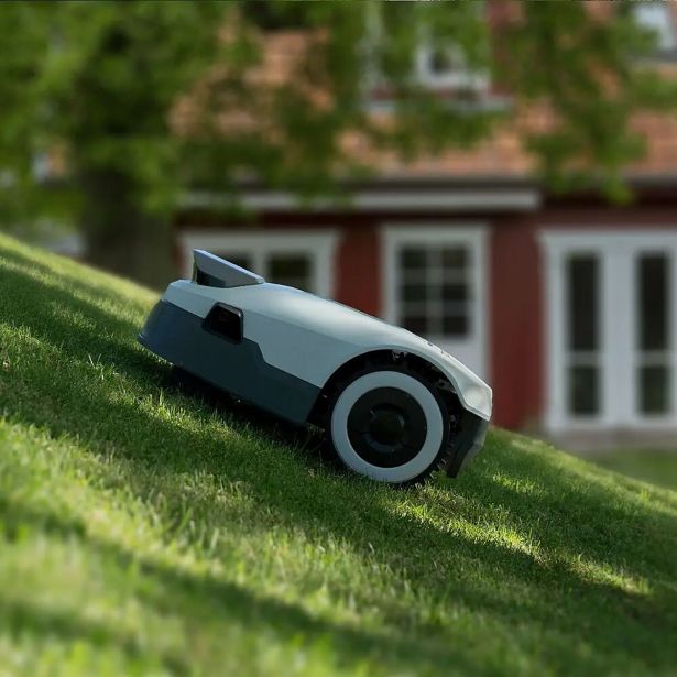 ROBOTSKA KOSILNICA ANTHBOT ANTHBOT GENIE 600