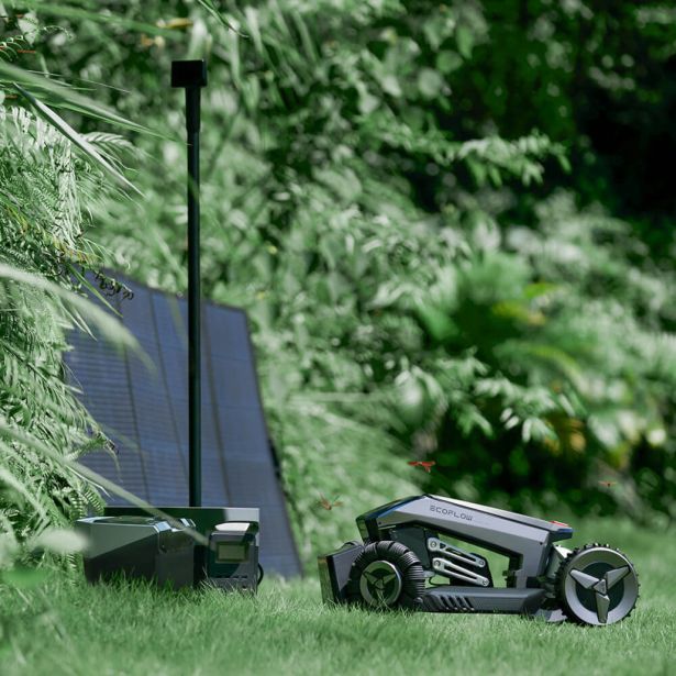 ROBOTSKA KOSILNICA ECOFLOW BLADE