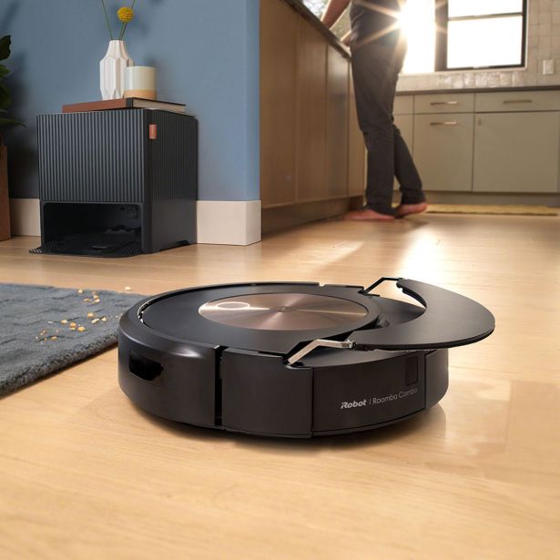 ROBOTSKI SESALNIK IROBOT ROOMBA J9+ COMBO