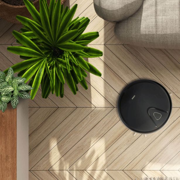 ROBOTSKI SESALNIK LIVOO DOH135N