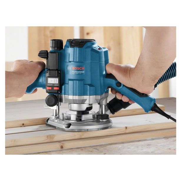 ROČNI NADREZKAR BOSCH GOF 1250 LCE