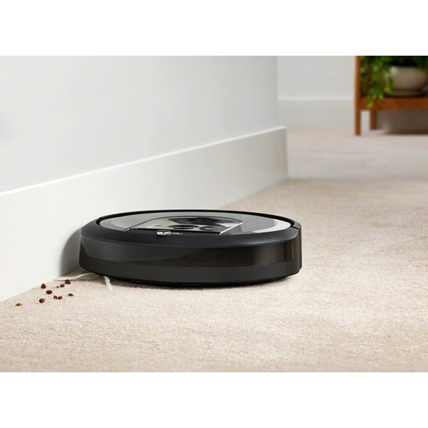 ROBOTSKI SESALNIK IROBOT ROOMBA I7150