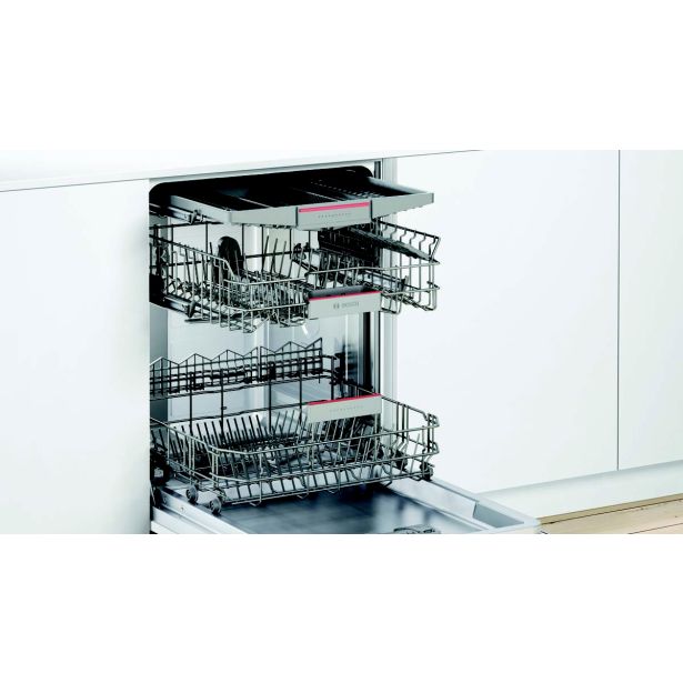 VGRADNI POMIVALNI STROJ BOSCH SBE 46NX23E