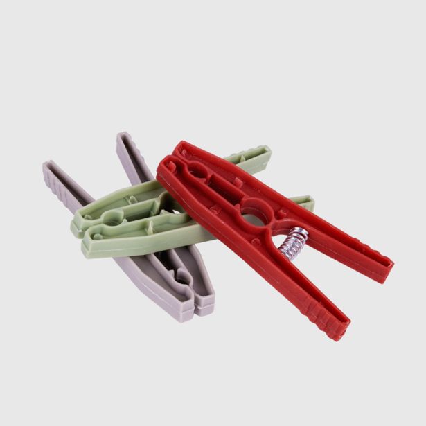 ŠČIPALKE LA BRIANTINA SET ZA OBEŠANJE PERILA (KOŠARICA + 20 ŠČIPALK)