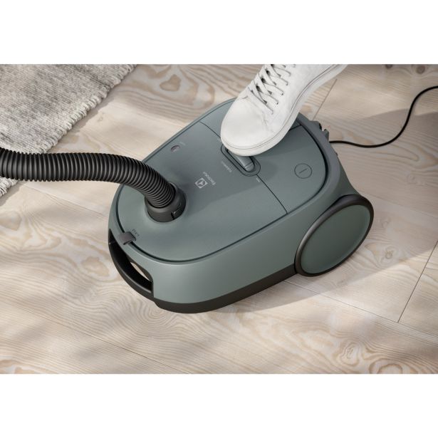 SESALNIK ELECTROLUX EB61C1OG