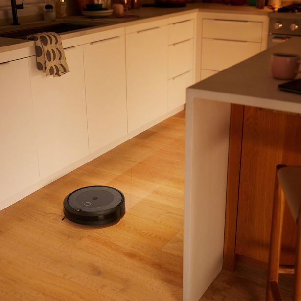 SESALNIK ROBOT ROOMBA COMBO I5578+