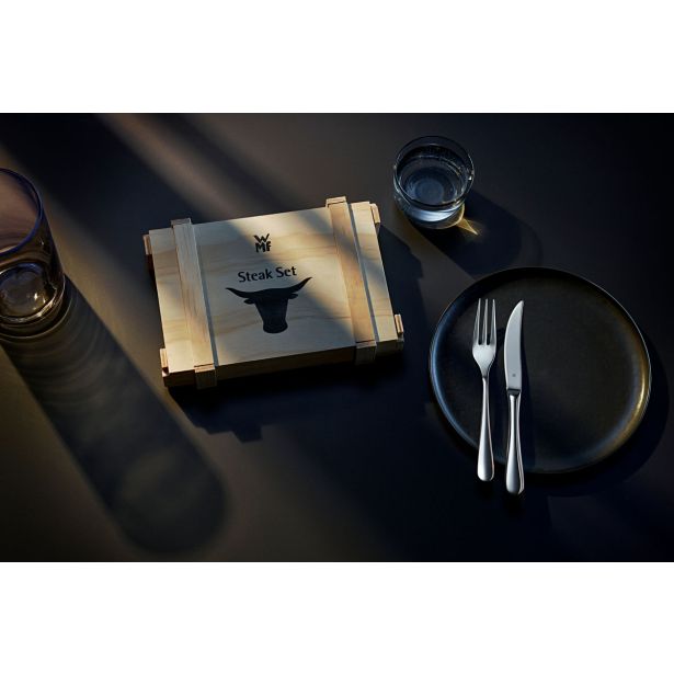 SET JEDILNEGA PRIBORA WMF 12 DELNI ZA STEAK V LESENI ŠKATLI