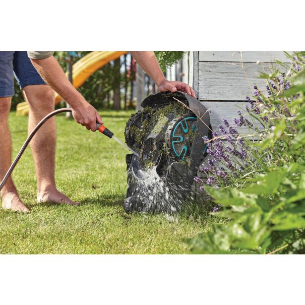 ROBOTSKA KOSILNICA GARDENA SILENO CITY 250