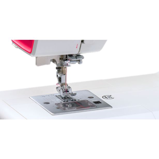 ŠIVALNI STROJ PFAFF SMARTER 160S