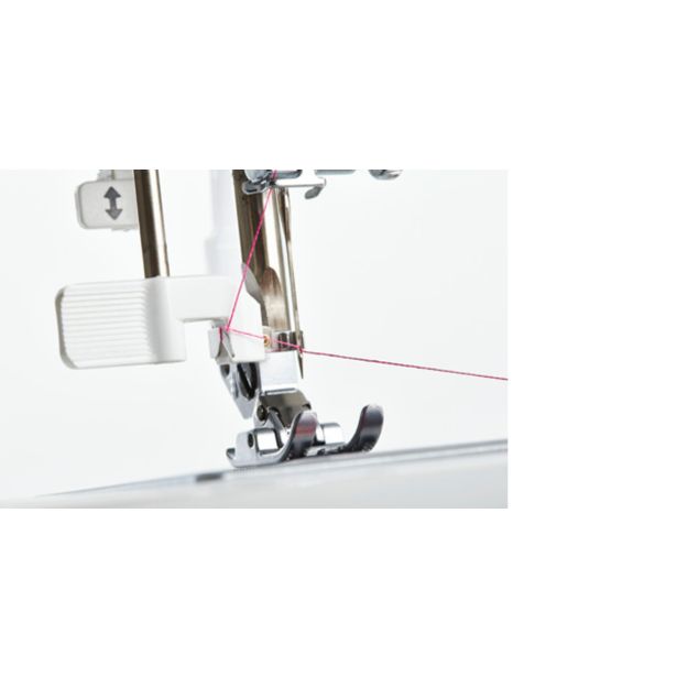 ŠIVALNI STROJ PFAFF SMARTER 160S