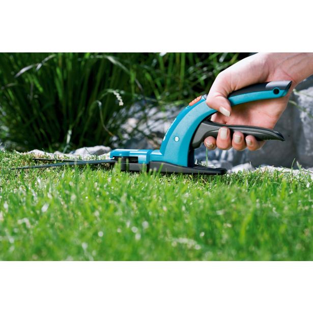 ŠKARJE ZA TRAVO GARDENA COMFORT