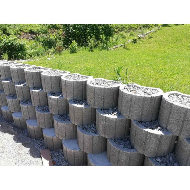 BETONSKI IZDELEK OBLAK GROUP ŠKARPNI ELEMENT FLOR LUNA GRANDE CEMENTNO SIVA