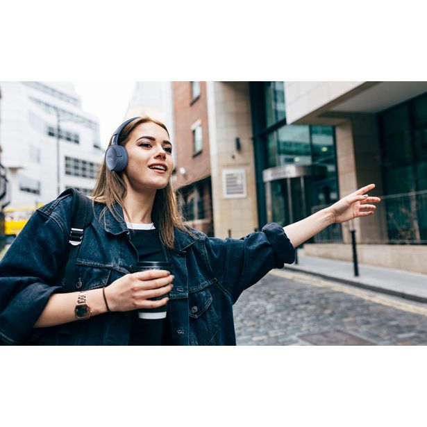 SLUŠALKE JBL LIVE670NC ČRNA