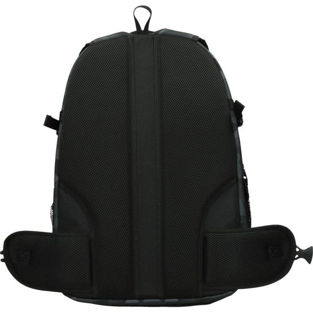 ŠOLSKI NAHRBTNIK STREET ROUND ESCAPE LOWPOLY