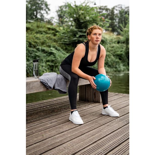 ŠPORTNA BRISAČA ZA FITNES AVENTO 120X80 CM 42AC