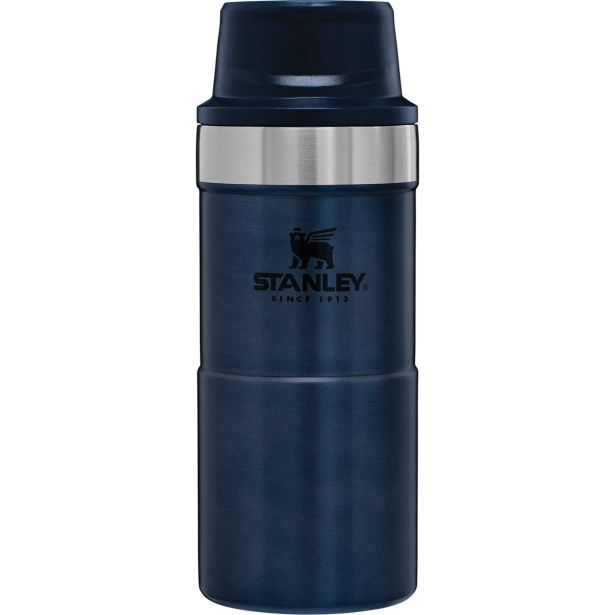 STANLEY THE CLASSIC TRIGGER-ACTION TRAVEL MUG 0.35L, NIGHTFALL MODRA, VAKUUMSKO IZLOIRANA STEKLENIČKA