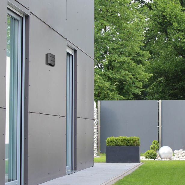 STENSKA VRTNA SVETILKA RABALUX LIPPA ČRNA 6W 7319