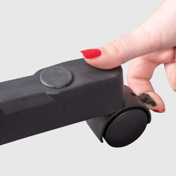 STOJALO LA BRIANTINA ZA OBEŠANJE OBLAČIL S KOLESI 78X43X93-168CM