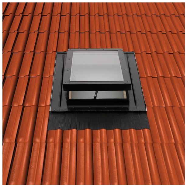 STREŠNO OKNO LOŽ METALPRES LM 50X70 CM LESENO Z OBROBO