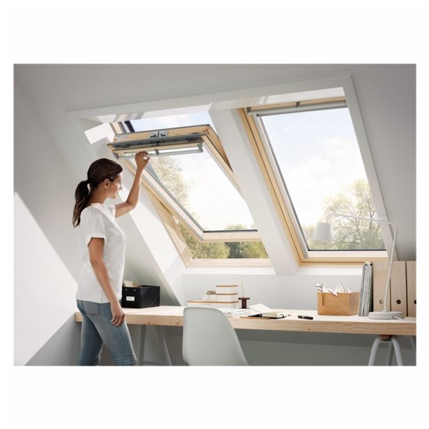 STREŠNO OKNO VELUX GGL MK04 3050 78X98 CM, LESENO