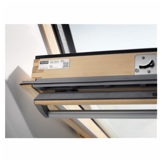 STREŠNO OKNO VELUX GGL MK06 3050 78X118 CM, LESENO