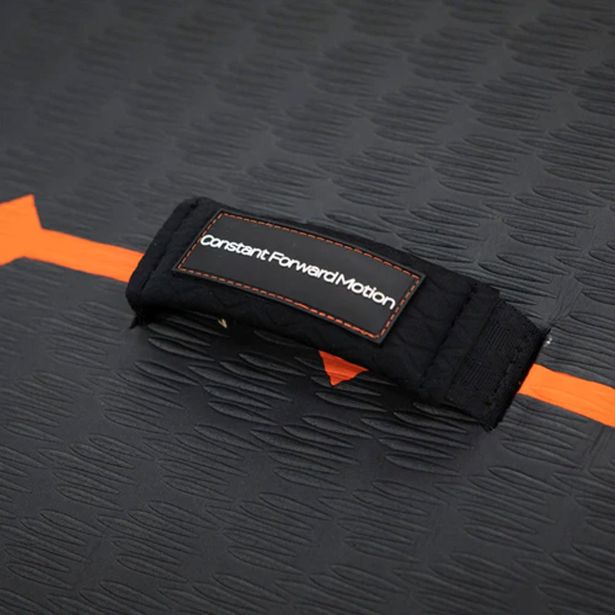 SUP DESKA SHARK 22/23 10.8X34X6 Z VESLOM