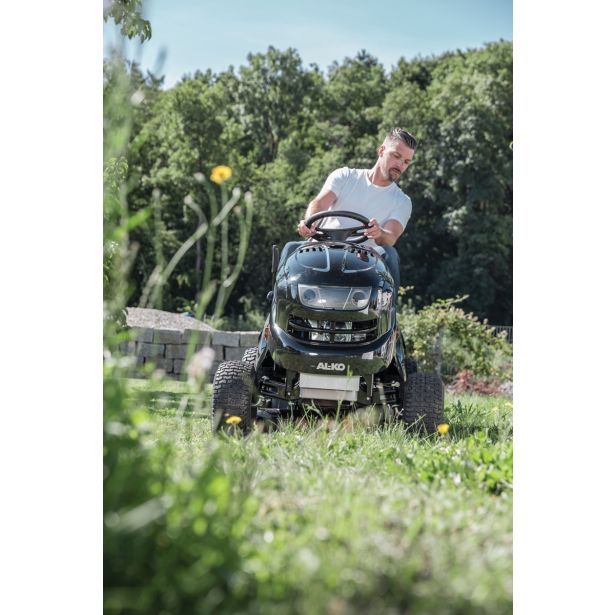 PARKOVNI TRAKTOR AL-KO T 15-93.9 HD-A BLACK EDITION