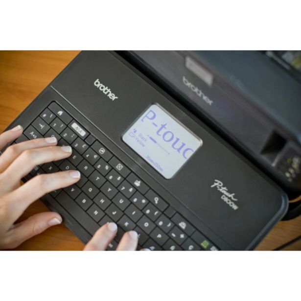 TISKALNIK NALEPK BROTHER PTD800WYJ1