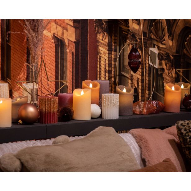 TOP SVEČA DECORIS BELA, RELIEFNA, FI 7 CM VIŠINA 15 CM