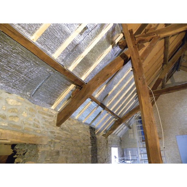 VEČSLOJNA TERMOIZOLACIJA ALPCOLOR TOPLOTNA IZOLACIJSKA 10MM ALUTHERMO QT. 1.2MX6.25M