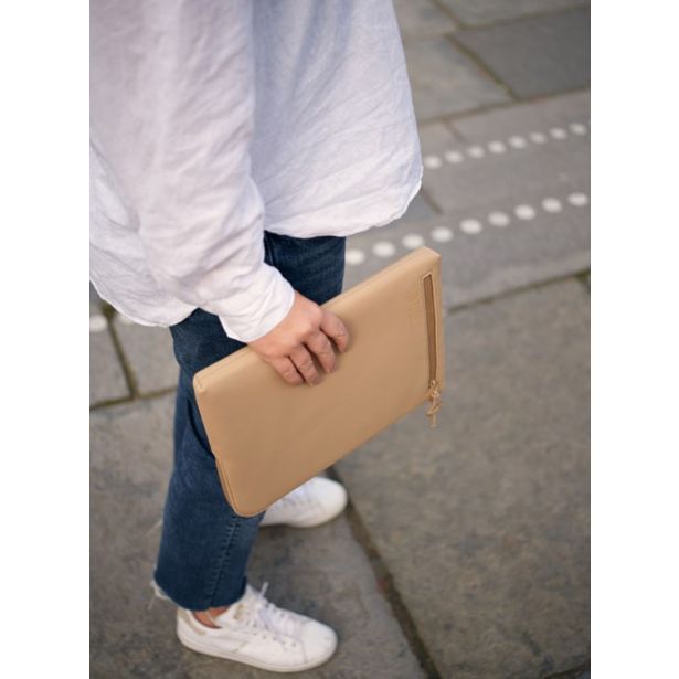 TORBA / NAHRBTNIK GOLLA 14" SLEEVE COFFEE NEOPREME 76422