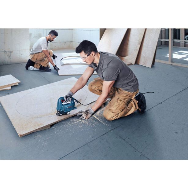 VBODNA ŽAGA BOSCH PROFESSIONAL GST 700