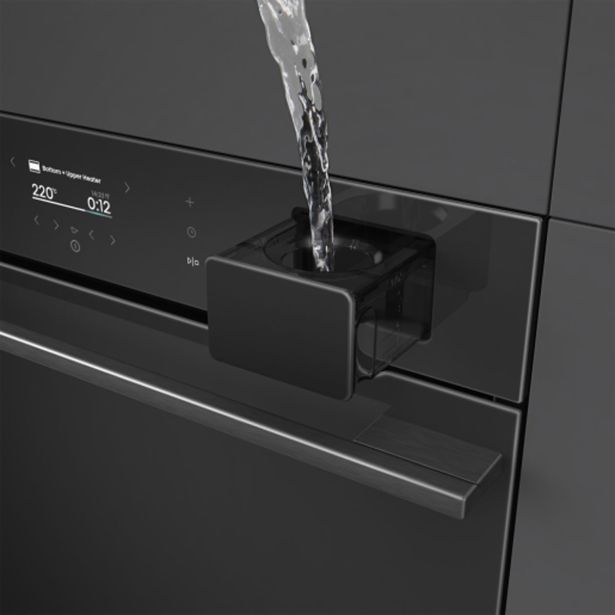 VGRADNA PARNA PEČICA HISENSE BAS614P8B