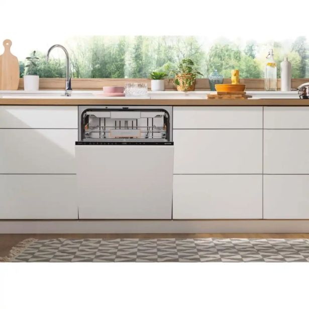 VGRADNI POMIVALNI STROJ GORENJE GV663A66