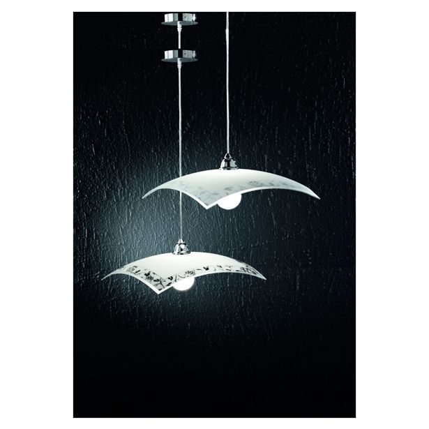 VISEČA SVETILKA-LESTENEC ALPCOM 5836 DEKOR BELI