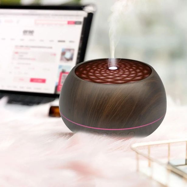 VLAŽILNIK ZRAKA PLATINET PADYM030, ETERIČNA OLJA IMITACIJA LESA TEMNA