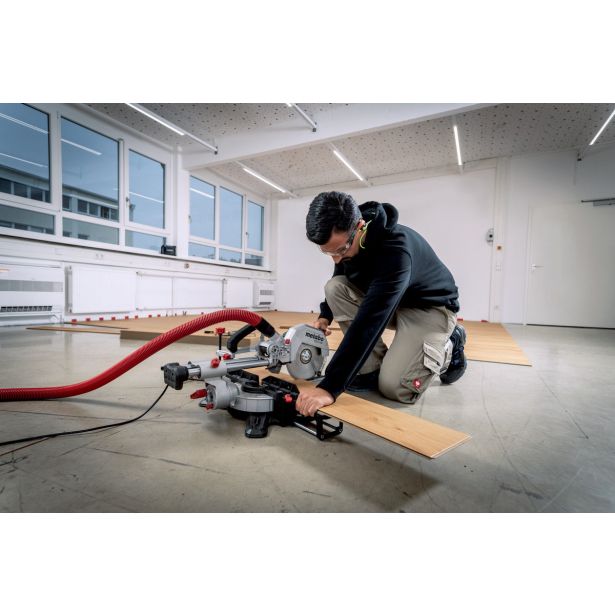 ZAJERALNA ŽAGA METABO KGS 216 M + KSU 251 V SETU S STOJALOM