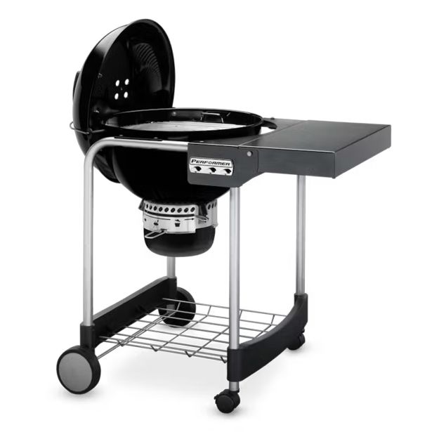 ŽAR NA OGLJE WEBER PERFORMER GBS 57 CM ČRN