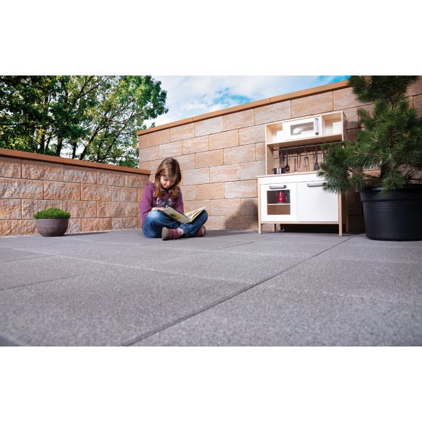 BETONSKI IZDELEK ZOBEC ZIDAK 2 STRANO LOMLJEN PEŠČENO BEL