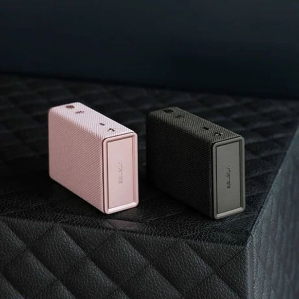 ZVOČNA POSTAJA URBANISTA SYDNEY BLUETOOTH ČRN