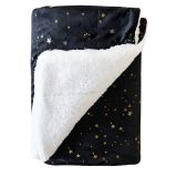 DEKORATIVNA ODEJA SIRETESSILE 150X200 CM Z ZVEZDICAMI BELA/ČRNA