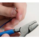 KLEŠČE ZA PRIKLJUČKE UNIOR 180 MM PLASTIFICIRANE ART. 424/4P