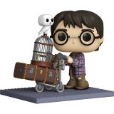 AKCIJSKA FIGURA FUNKO POP DELUXE HARRY POTTER HARRY PUSHING TROLLEY
