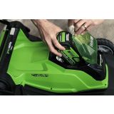 AKUMULATORSKA KOSILNICA GREENWORKS 40V 41 CM Z 4AH BATERIJO IN POLNILNIKOM
