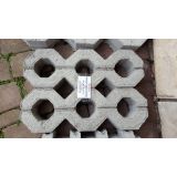 BETONSKI IZDELEK CEGRAM TRAVNA PLOŠČA 48X32X8 CM