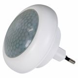 NOČNA LUČKA 0.5W LED S PIR SENZORJEM