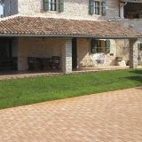 BETONSKI TLAKOVEC SEMMELROCK CASTELLO ANTICO Z IMITAC. 6.2/12.5/6 CM. ORANŽNA