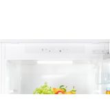 HLADILNIK IN ZAMRZOVALNIK CANDY CBL3518F