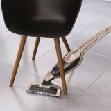 POKONČNI SESALNIK ELECTROLUX EER 77 SSM