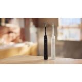 ELEKTRIČNA ZOBNA ŠČETKA SONICARE HX7109/01 BELA IN ČRNA